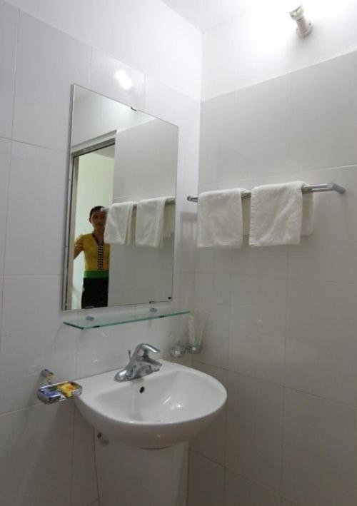 Agri Hotel Diện Biên Phủ Exteriör bild
